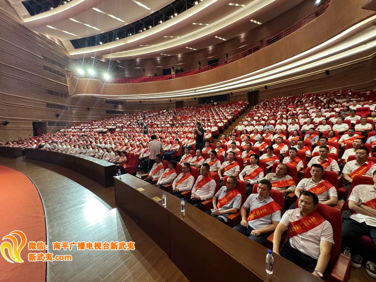 喜報！易順建工集團有限公司總經(jīng)理李晉恒榮獲南平市防御“6·9”極端暴雨洪澇災(zāi)害優(yōu)秀個人稱號